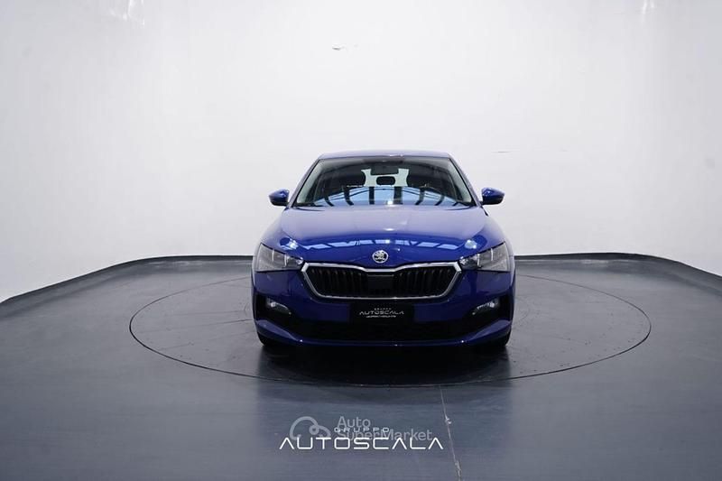 Usata Skoda 110 R Ambition 110 CV (80 kW) 2021 Blu Berlina