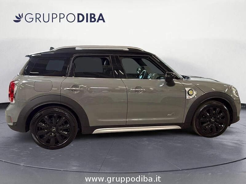 Usata Mini Cooper Countryman Hype 136 CV (100 kW) 2019 Grigio SUV