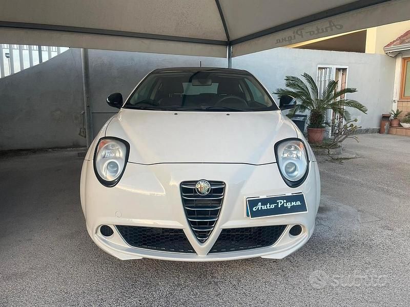 Usata Alfa Romeo MiTo Distinctive 78 CV (57 kW) 2011 Beige Utilitaria