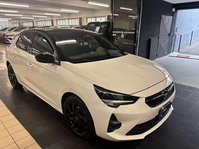 Usata Opel Corsa GS Line 101 CV (74 kW) 2021 Con tetto nero Utilitaria