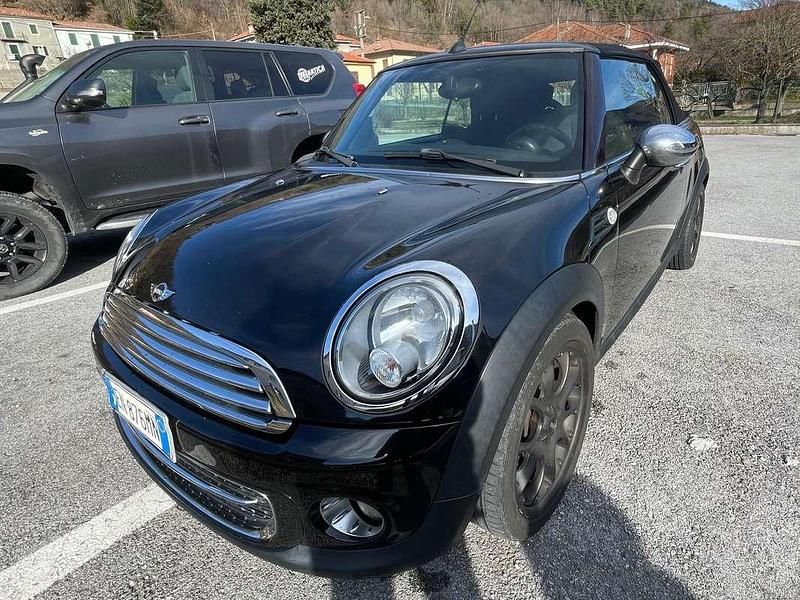 Usata Mini Cooper D Cabriolet 111 CV (81 kW) 2012 Nero Cabrio