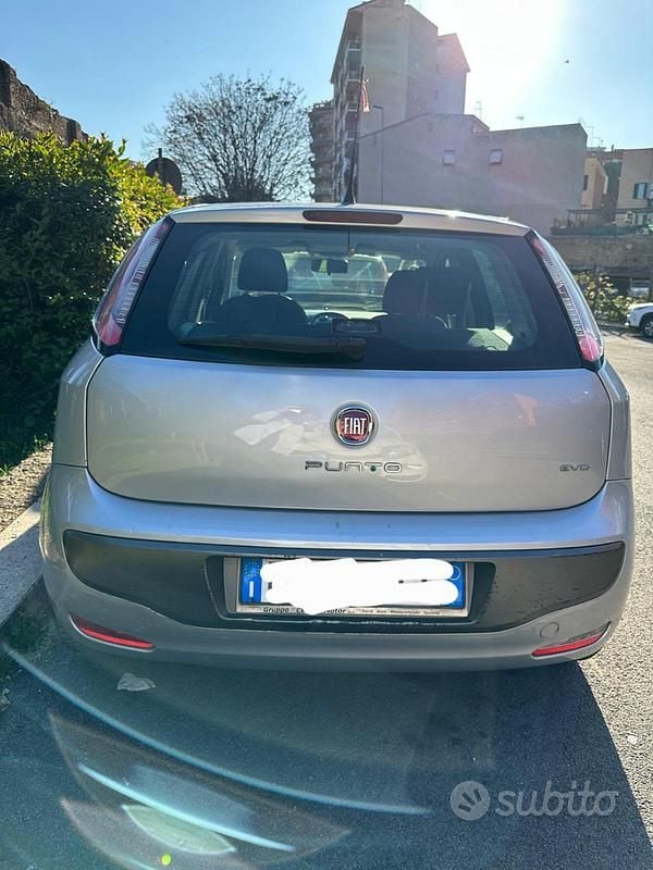 Usata Fiat Punto Evo 77 CV (56 kW) 2010 Grigio Utilitaria
