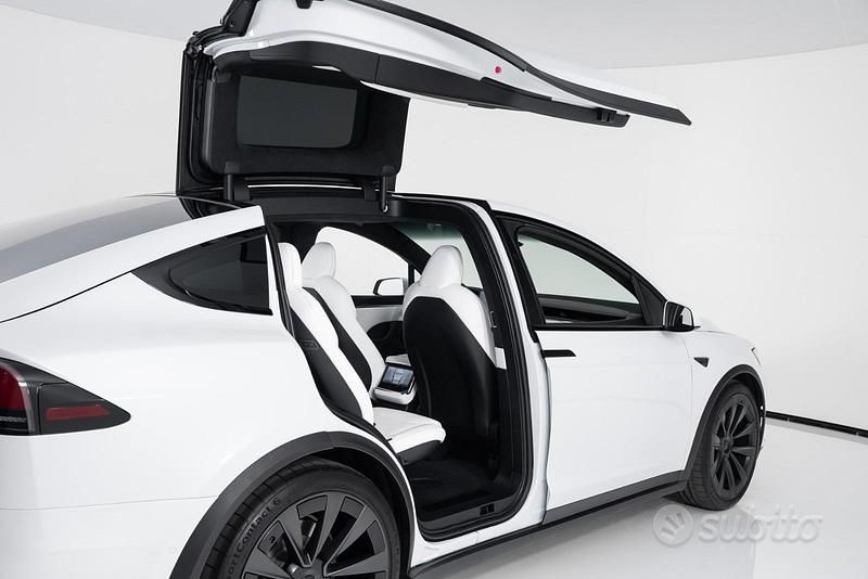 Usata Tesla Model X Plaid 356 kW (485 CV) 2023 SUV