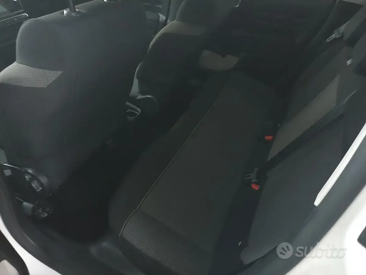 Usata Citroën C3 PureTech 110 CV (80 kW) 2021 Bianco Utilitaria