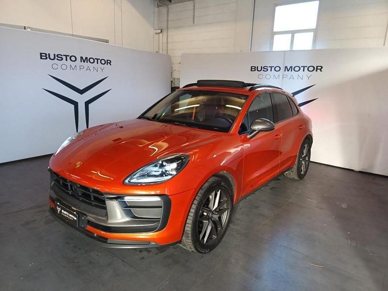 Usata Porsche Macan Chrono 265 CV (194 kW) 2023 Arancione SUV