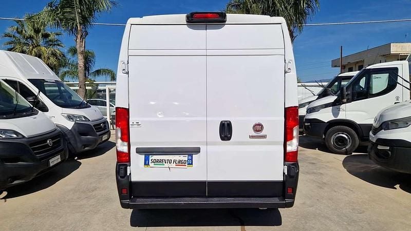 Usata Fiat Ducato 131 CV (96 kW) 2019 Bianco Furgone
