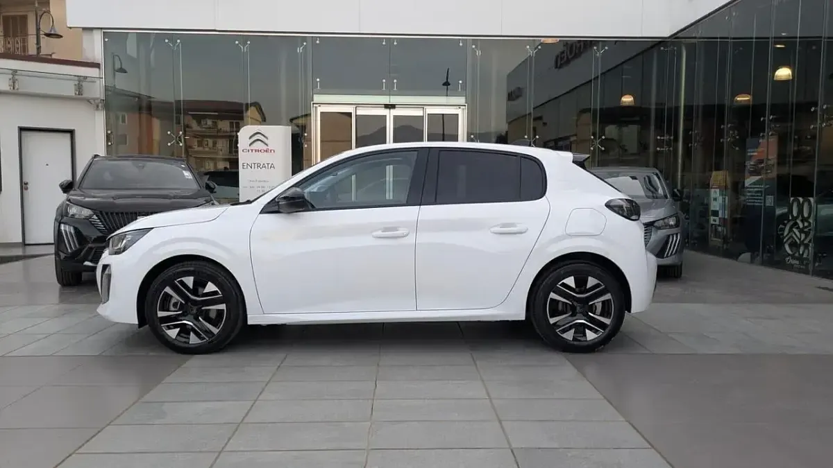 Nuova Peugeot 208 110 CV (80 kW) 2026 Giallo Utilitaria