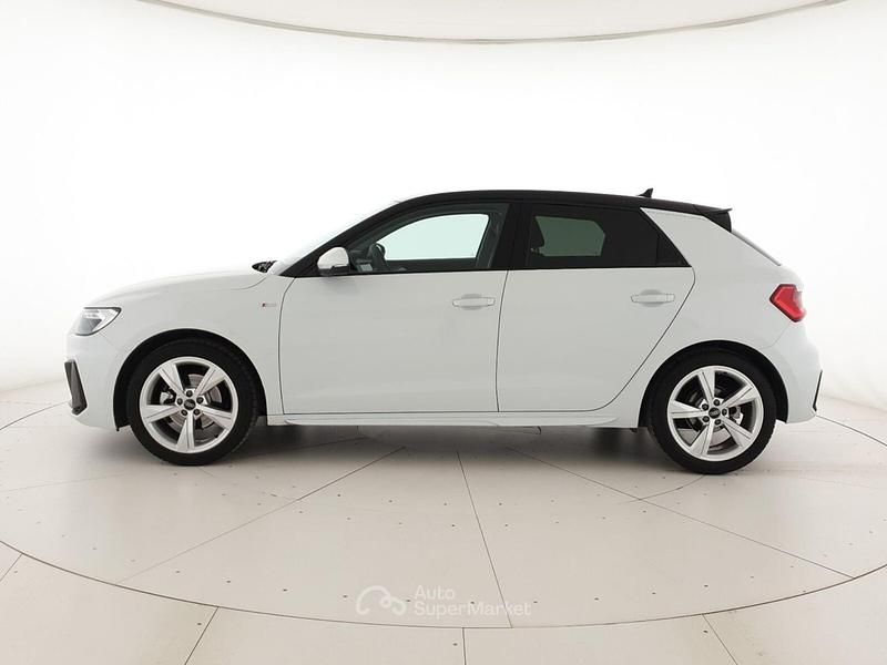 Usata Audi A1 Sportback S-Line 150 CV (110 kW) 2025 Bianco ghiaccio metallizzato nero mito metallizzato Utilitaria