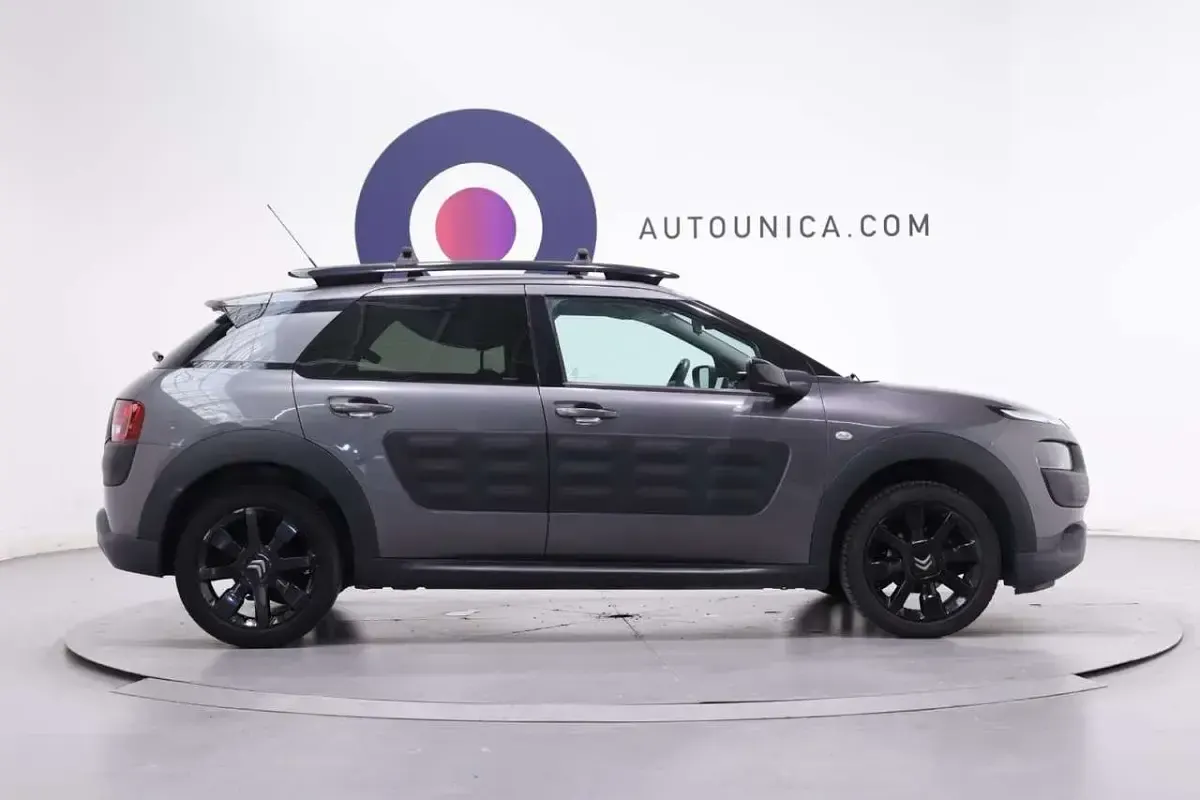 Usata Citroën C4 PureTech 82 CV (60 kW) 2017 Nero SUV