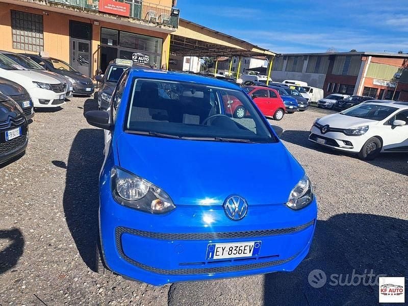 Usata VW up! Move 68 CV (50 kW) 2015 Blu Utilitaria