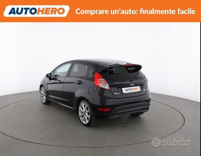 Usata Ford Fiesta ST-Line 140 CV (102 kW) 2017 Nero Berlina