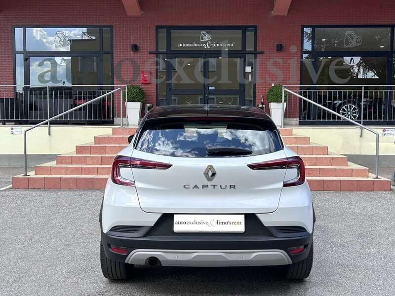 Usata Renault Captur Intens 101 CV (74 kW) 2021 Bianco SUV