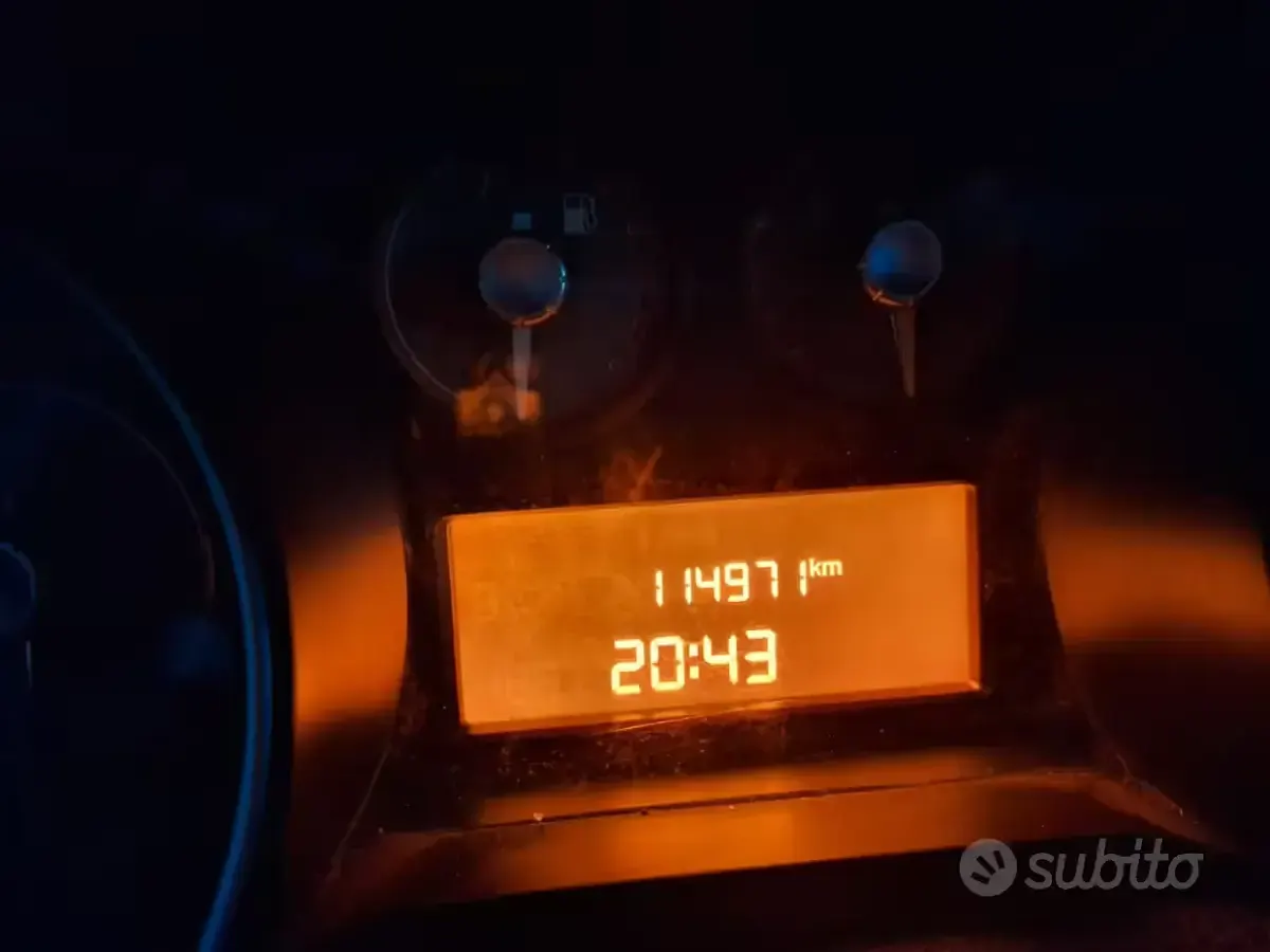 Usata Fiat Punto 75 CV (55 kW) 2016 Bianco Utilitaria