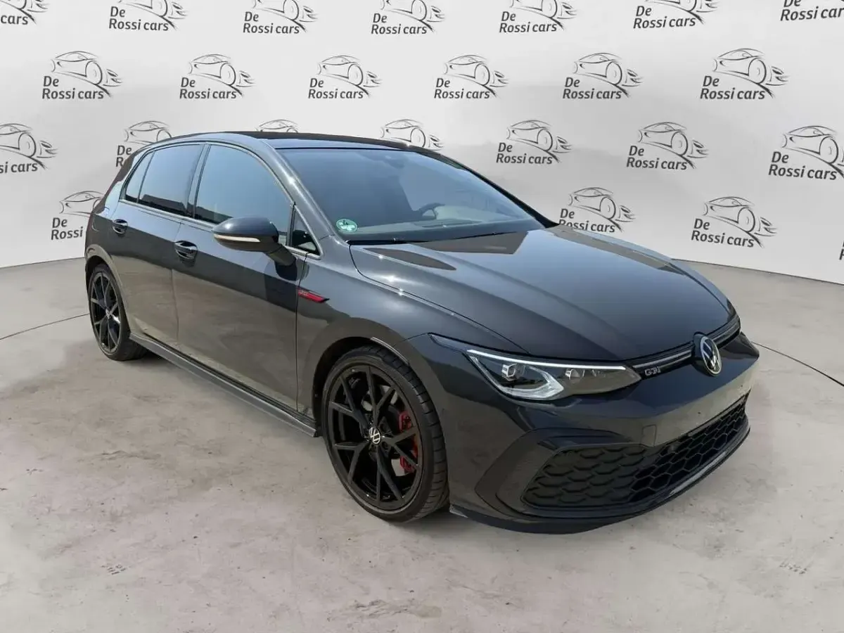 Usata VW Golf VIII GTI 245 CV (180 kW) 2024 Grigio Berlina
