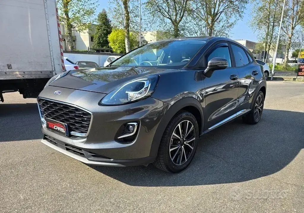 Usata Ford Puma 125 CV (91 kW) 2022 Grigio SUV