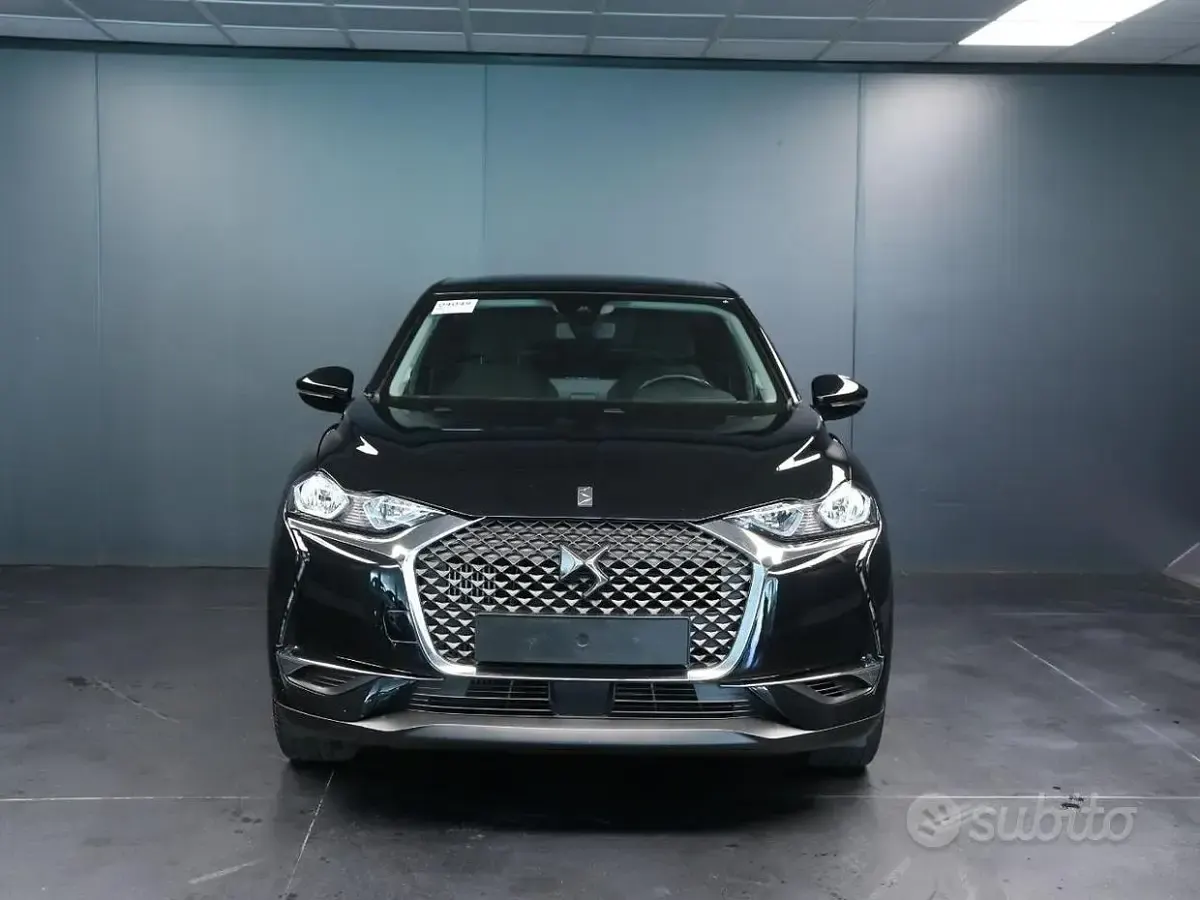 Usata DS Automobiles DS3 Crossback So Chic 101 CV (74 kW) 2022 Nero SUV