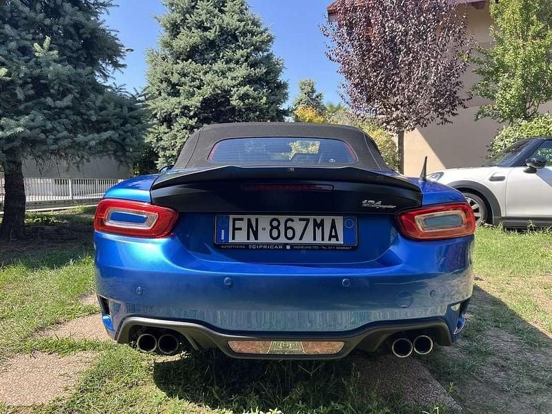 Usata Abarth 124 Spider 170 CV (125 kW) 2018 Blu Cabrio