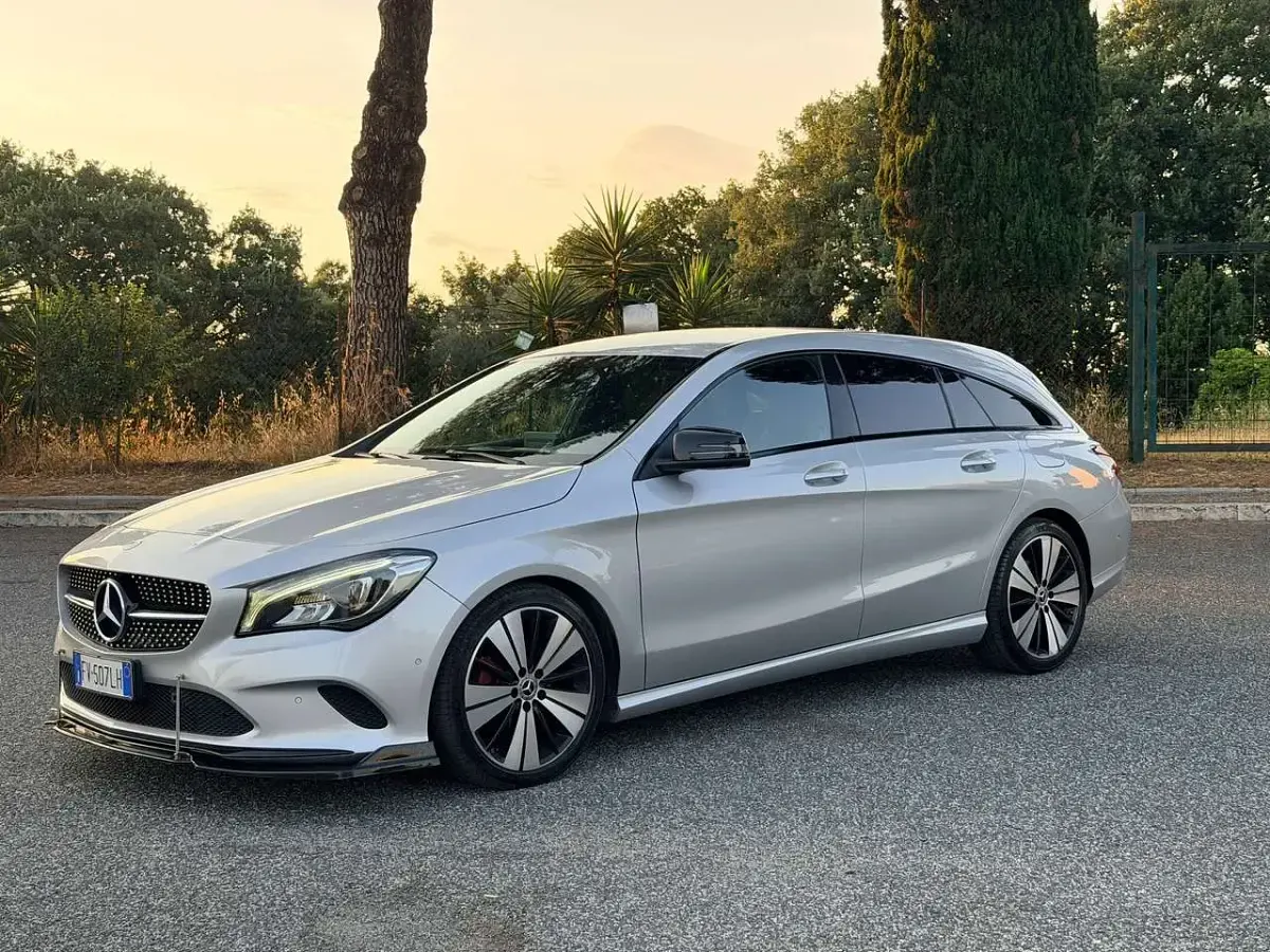 Usata Mercedes CLA200 Shooting Brake Premium 136 CV (100 kW) 2019 Argento Station wagon