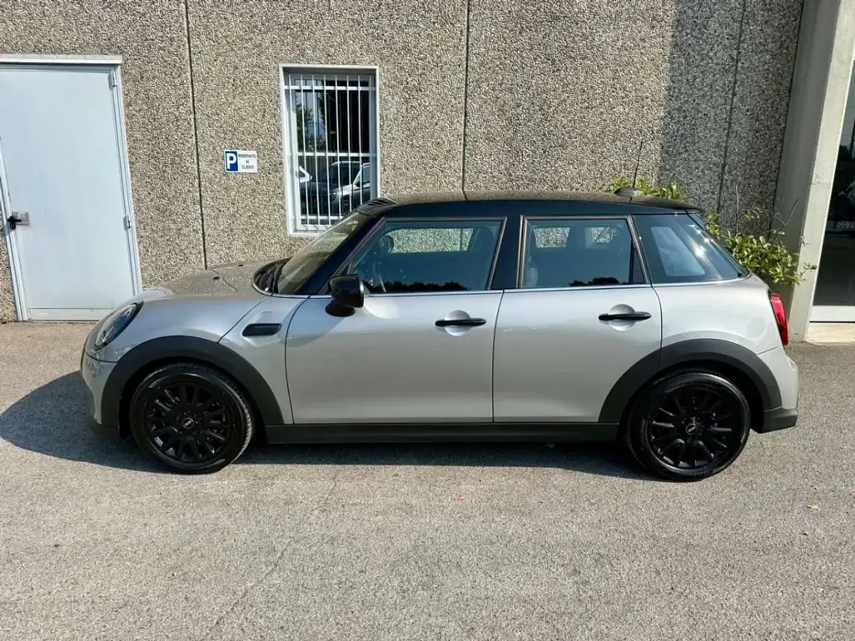 Usata Mini Cooper 136 CV (100 kW) 2024 Grigio Utilitaria
