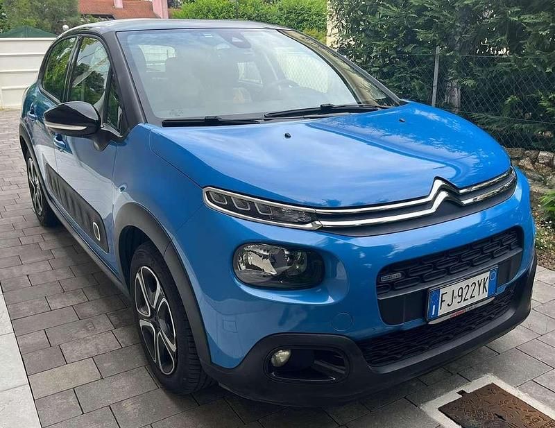 Usata 2017 Citroën C3 PureTech Due volumi | 8500 € (Buon prezzo) - Immagine 1/4