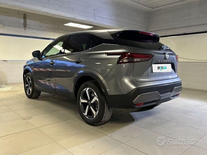 Usata Nissan Qashqai N-Connecta 160 CV (117 kW) 2024 Grigio SUV