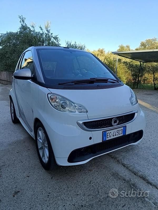 Usata Smart ForTwo Cabrio Passion 54 CV (39 kW) 2011 Bianco Cabrio