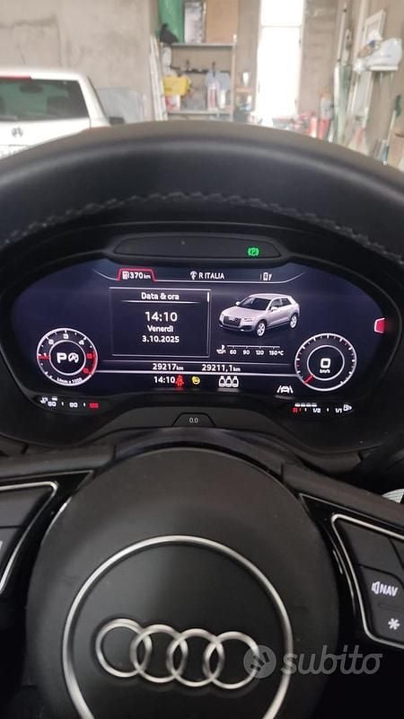 Usata Audi Q2 150 CV (110 kW) 2024 Grigio SUV