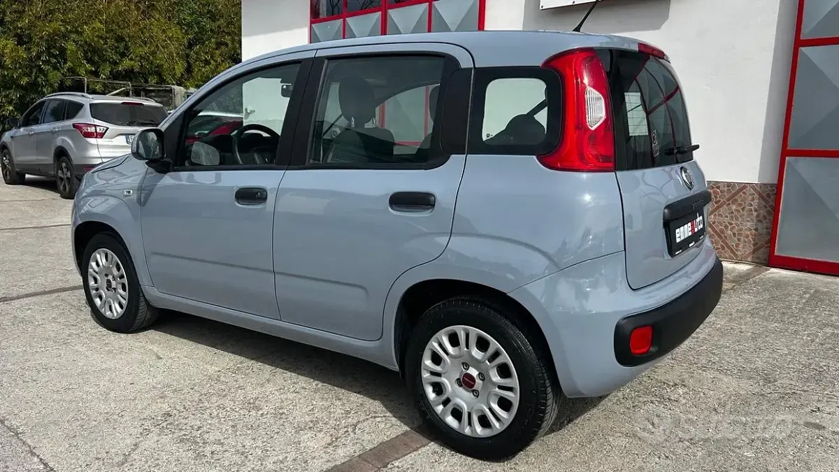Usata Fiat Panda Easy 69 CV (50 kW) 2019 Grigio Utilitaria