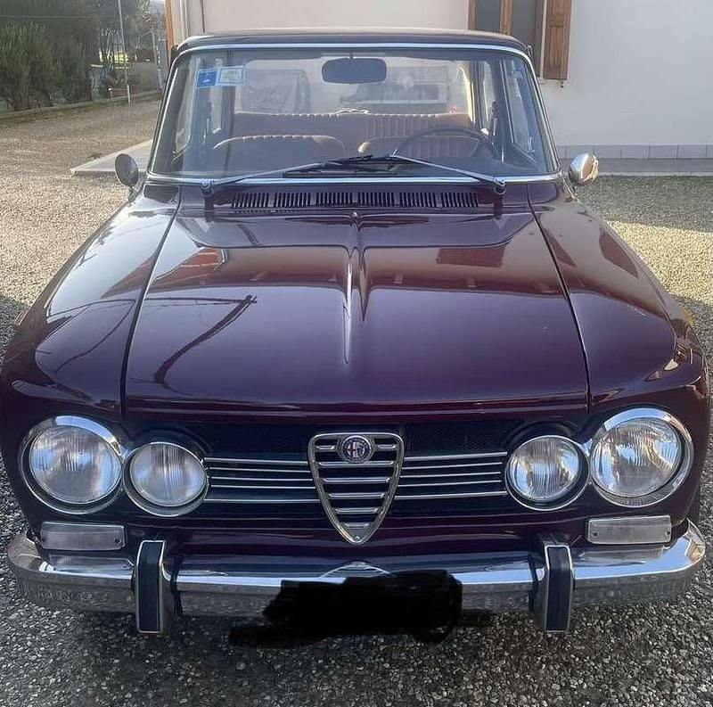 Usata Alfa Romeo Giulia 1300 Ti 86 CV (63 kW) 1969 Rosso Berlina