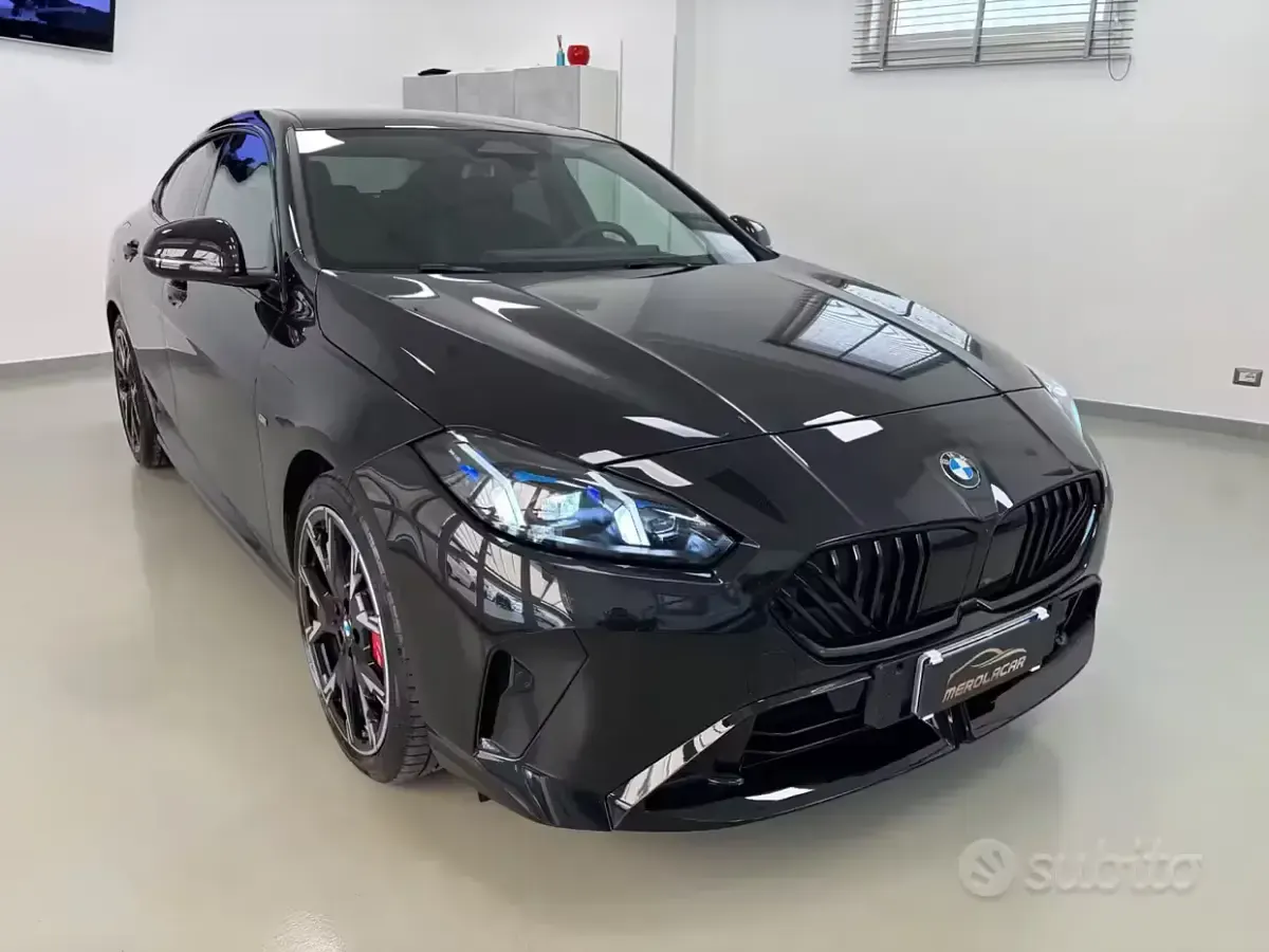 Usata BMW 218 Gran Coupé M Sport 150 CV (110 kW) 2025 Balck sapphire metallizzato Coupé