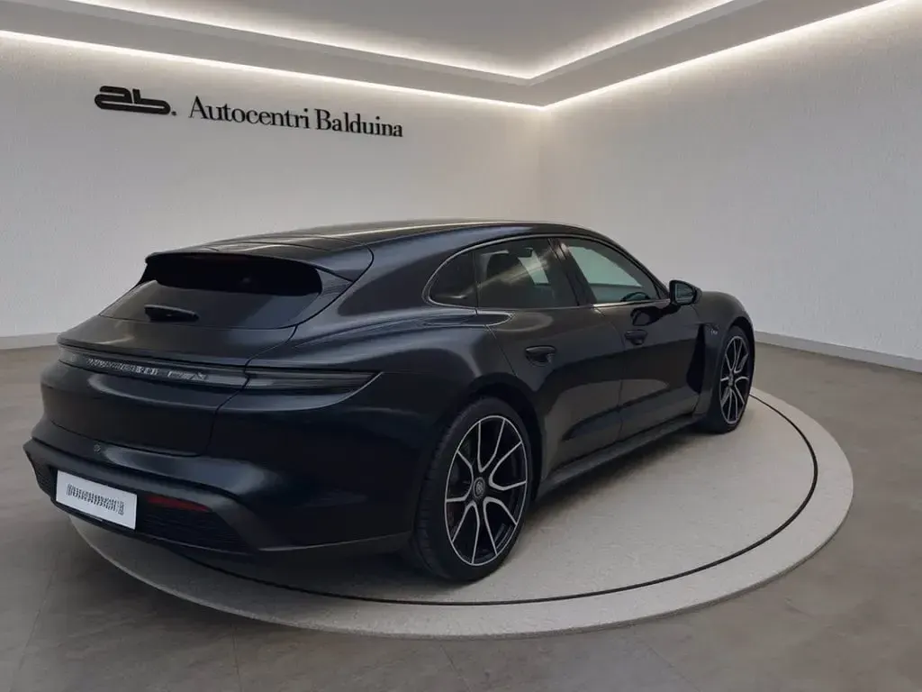 Usata Porsche Taycan 4S Sport Turismo Sport Turismo 319 kW (435 CV) 2023 Nero mito metalizzato Station wagon