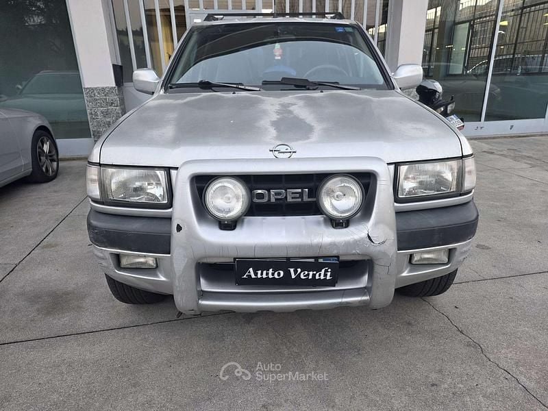 Occasion Opel Frontera 116 ch (85 kW) 2000 Argent SUV