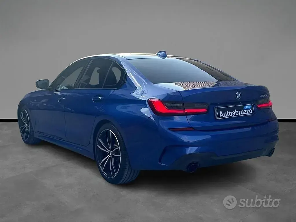 Usata BMW 330 M Sport 258 CV (189 kW) 2019 Blu Berlina