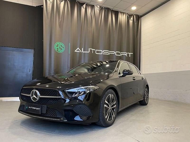 Usata Mercedes A180 Advanced Plus 116 CV (85 kW) 2023 Nero Berlina
