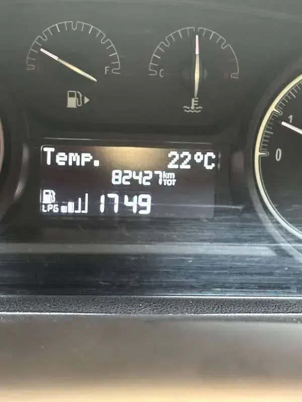 Usata Lancia Ypsilon 69 CV (50 kW) 2018 Nero Utilitaria