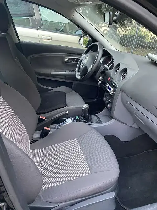 Usata Seat Ibiza Comfort 75 CV (55 kW) 2006 Utilitaria