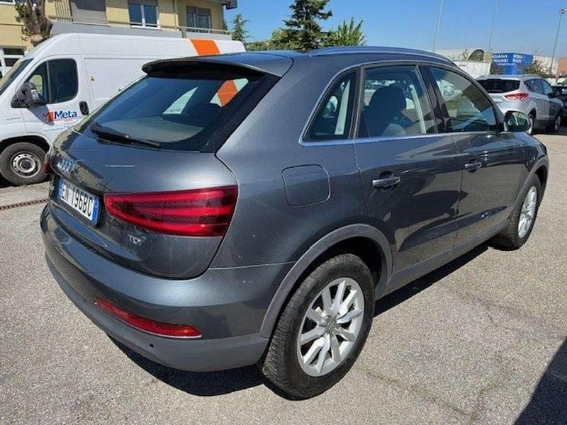 Usata Audi Q3 Advanced Plus 140 CV (102 kW) 2012 Grigio SUV