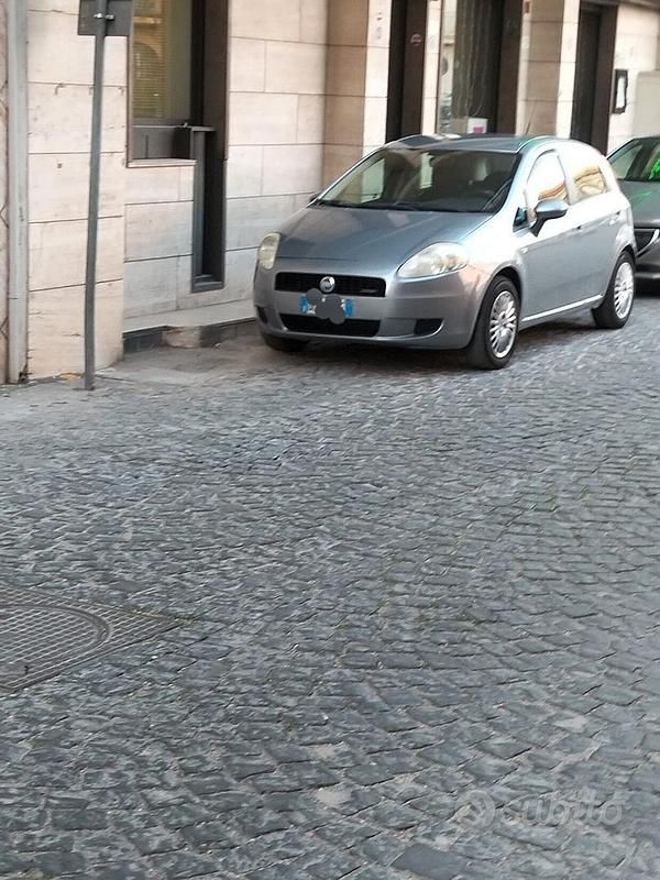 Usata Fiat Grande Punto 75 CV (55 kW) 2007 Utilitaria