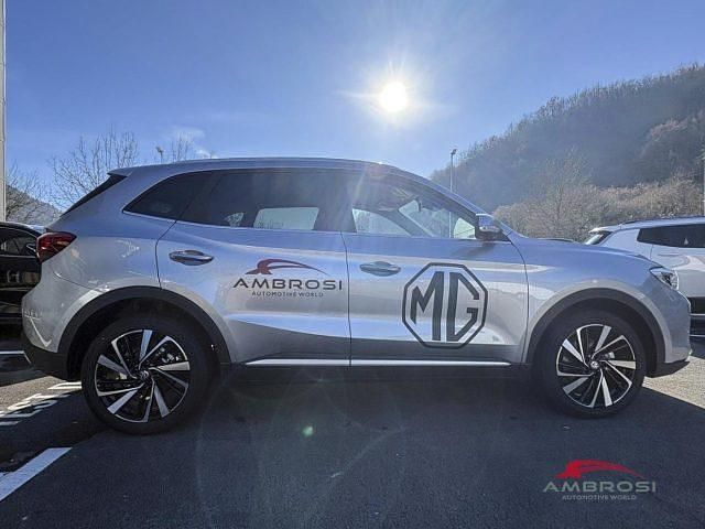 Nuova MG HS Comfort 307 CV (225 kW) 2025 Dark black SUV