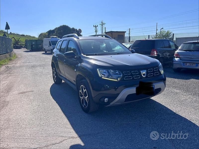 Usata Dacia Duster Lauréate 115 CV (84 kW) 2018 Nero SUV