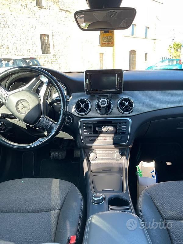 Usata Mercedes GLA200 2014 Grigio SUV