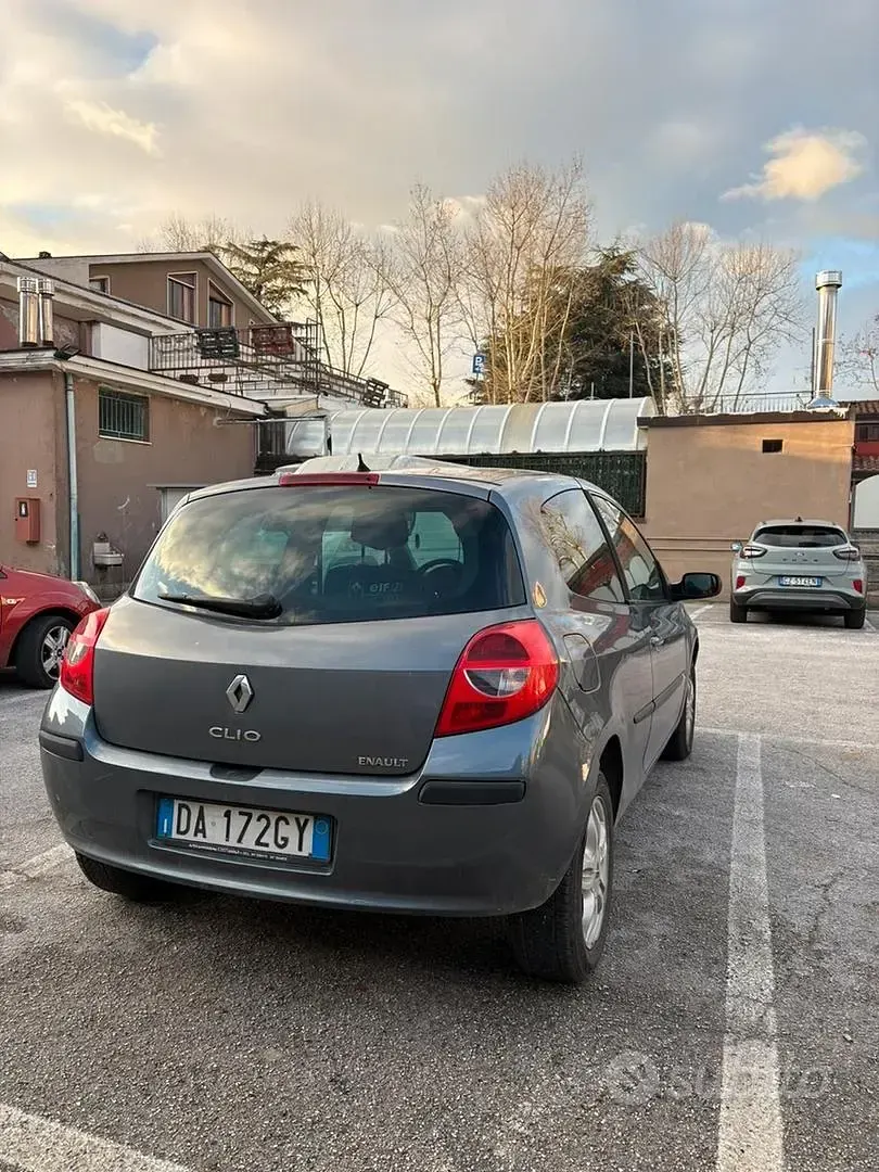Usata Renault Clio 2006 Utilitaria