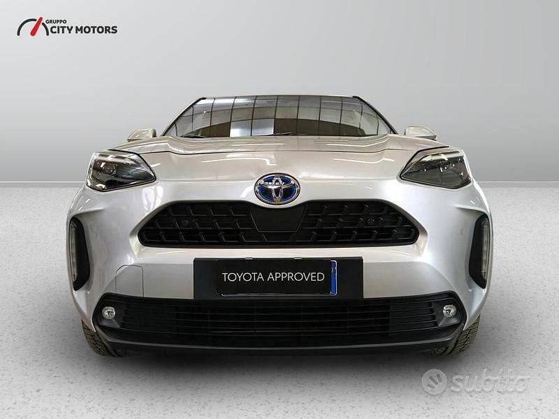 Usata Toyota Yaris Cross Trend 116 CV (85 kW) 2022 Argento SUV