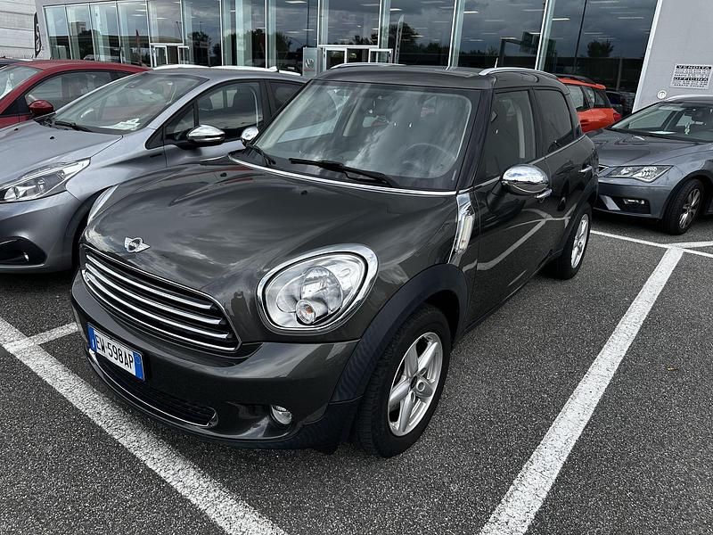 Usata Mini One Countryman 98 CV (72 kW) 2014 Grigio SUV