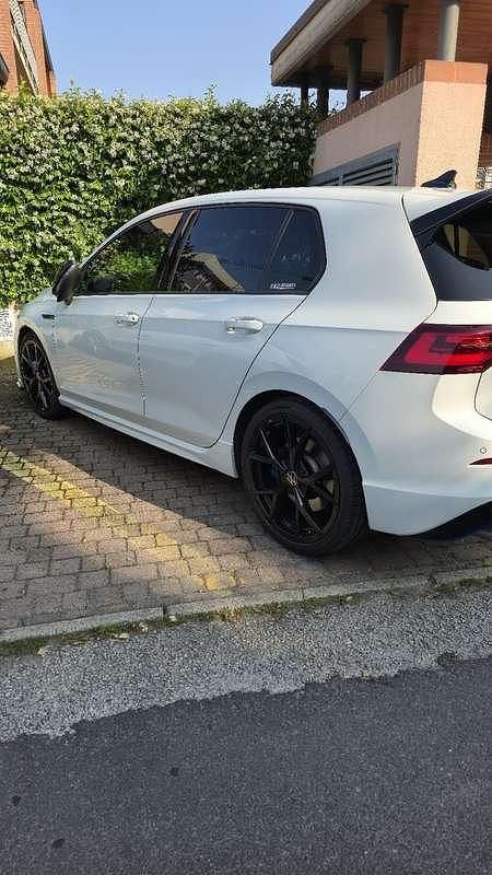Usata VW Golf VIII R 320 CV (235 kW) 2021 Berlina