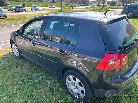 Usata VW Golf V 105 CV (77 kW) 2007 Nero Berlina