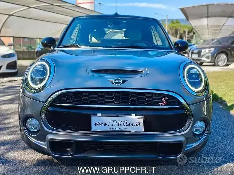 Usata Mini Cooper SD Cabriolet 170 CV (125 kW) 2019 Grigio Cabrio