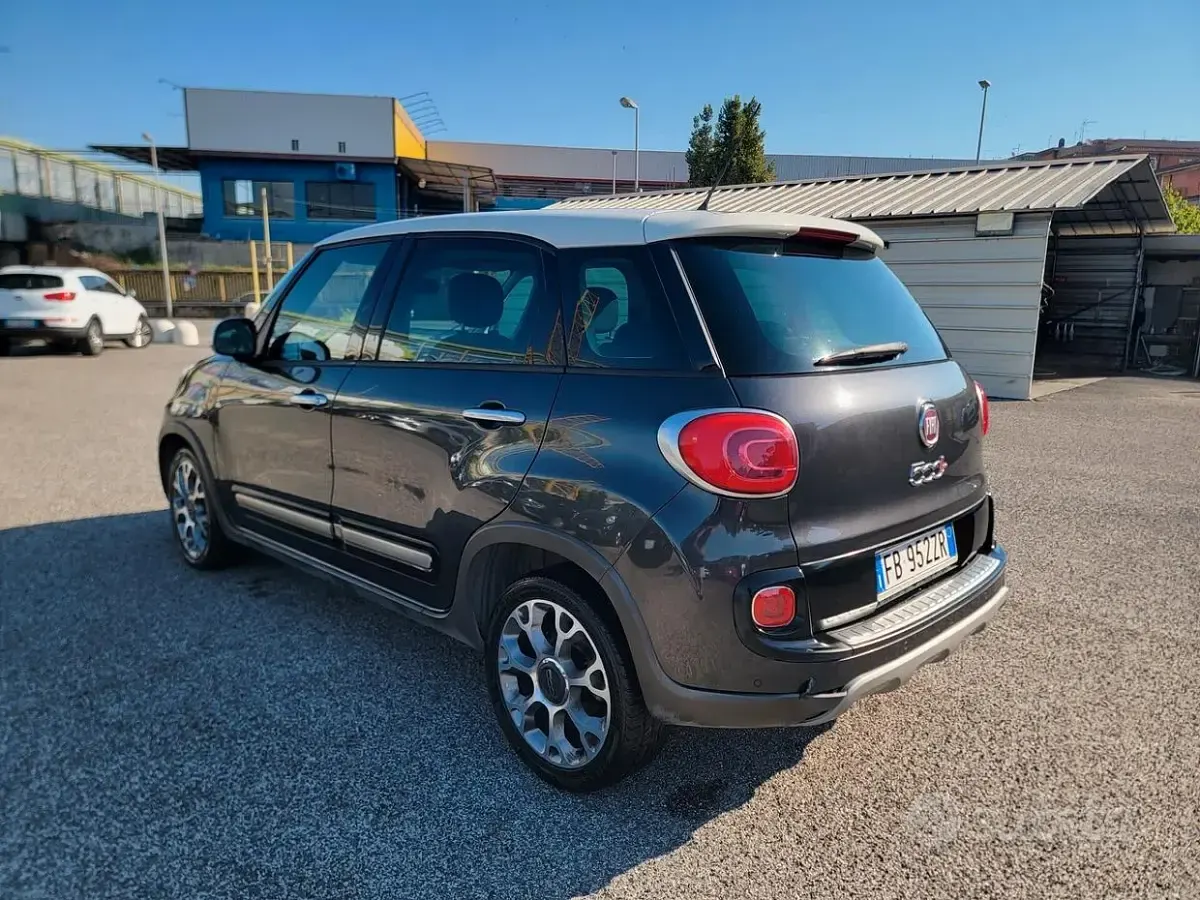 Usata Fiat 500L Trekking 105 CV (77 kW) 2014 Grigio Monovolume