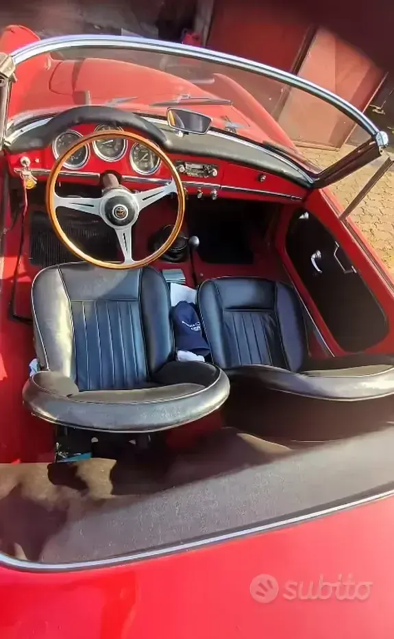 Usata Alfa Romeo Giulia Spider 90 CV (66 kW) 1960 Rosso Cabrio
