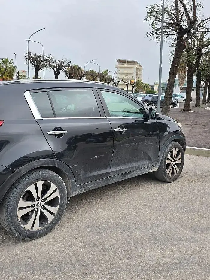 Usata Kia Sportage 116 CV (85 kW) 2010 Nero SUV